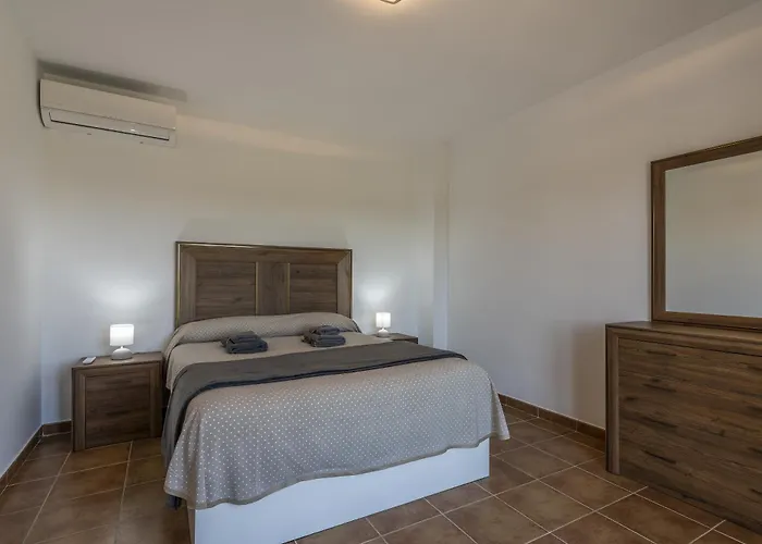 La Quinta I by HOMA