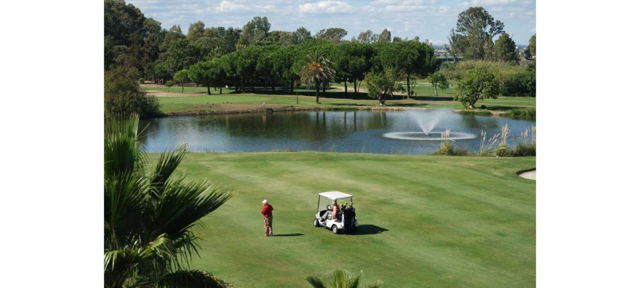 La Quinta I By H *